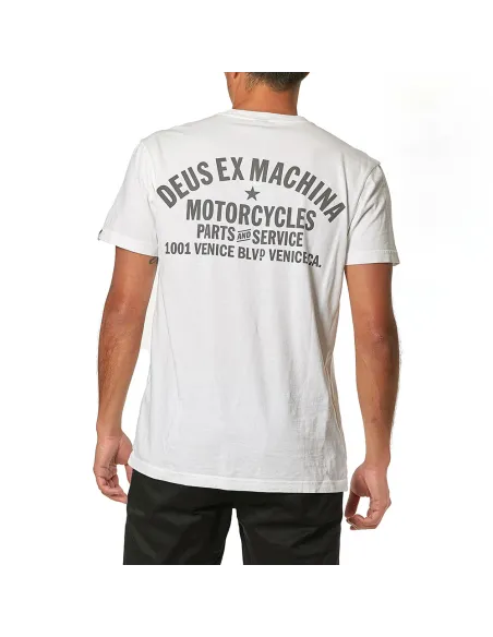 Camiseta Deus Ex Machina